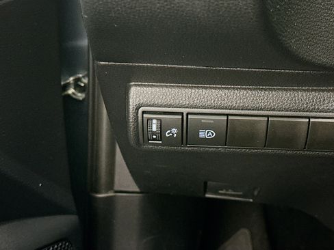 Used 2026 Toyota Corolla LE FWD image 17