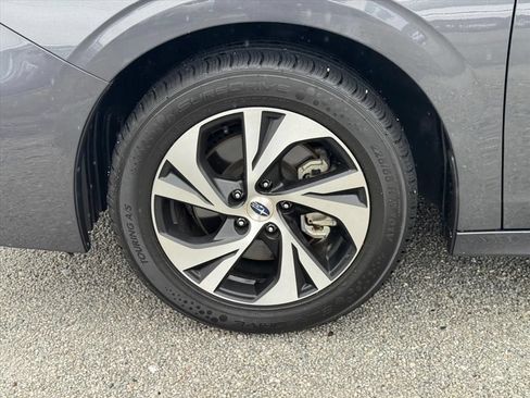 Used 2024 Subaru Legacy Premium AWD/4WD image 9