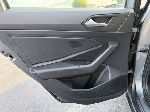 Used 2019 Volkswagen Jetta R-Line FWD image 10