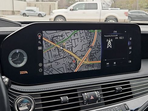 Used 2022 Lexus LS 500 image 20