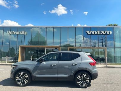 Certified 2023 Volvo XC40 B5 Ultimate w/ Climate Package