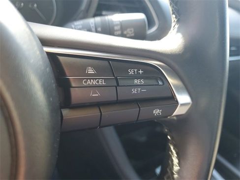 Certified 2025 MAZDA MAZDA3 s Sport image 23