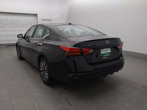 Used 2025 Nissan Altima 2.5 SV FWD image 5