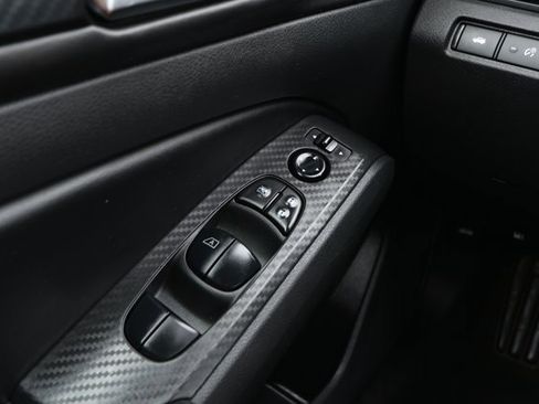 Used 2024 Nissan Altima 2.5 SV image 19