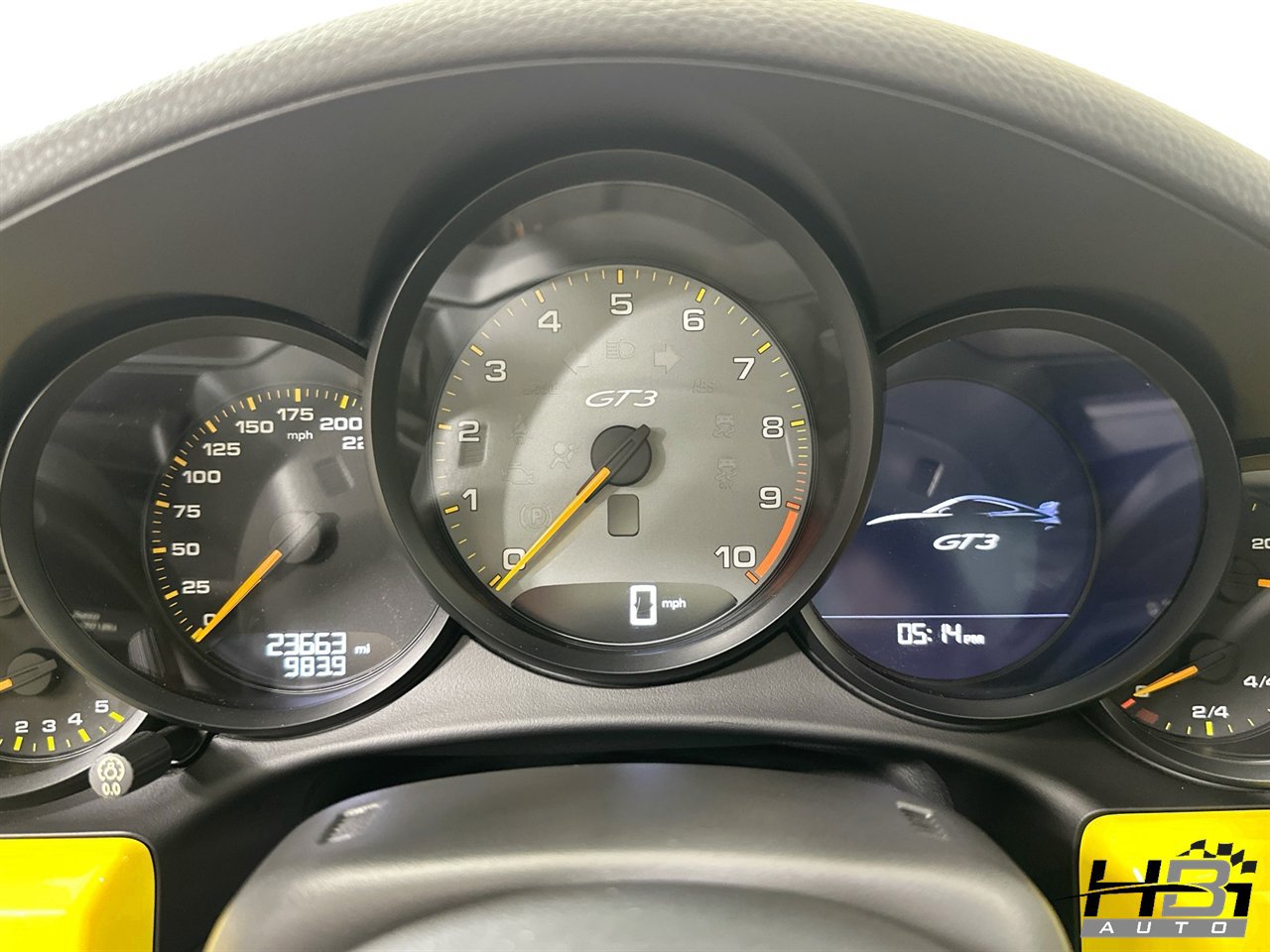 Used 2018 Porsche 911 GT3 w/ Sport Chrono Package RWD image 10
