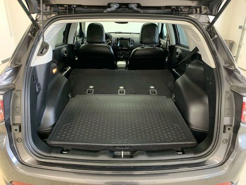 Used 2019 Jeep Compass Latitude image 7