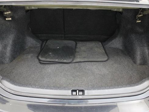 Used 2016 Toyota Corolla LE FWD image 24