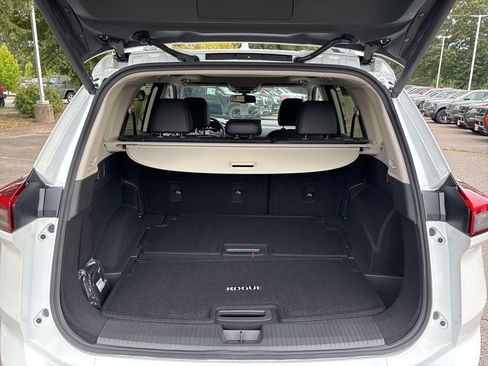New 2026 Nissan Rogue Platinum w/ Platinum Premium Package image 19