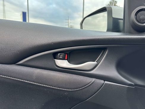 Used 2019 Honda Insight LX image 11