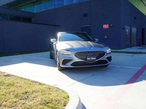 Certified 2026 Genesis G70 2.5T image 1