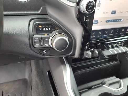 Used 2022 RAM 1500 Big Horn AWD/4WD image 23