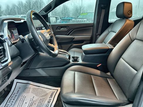 Used 2024 GMC Canyon Elevation w/ Elevation Premium Package AWD/4WD image 26