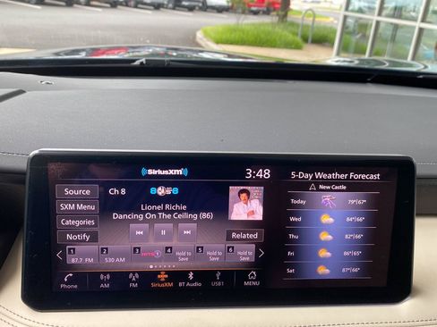 Used 2025 INFINITI QX60 Sensory w/ Vision Package AWD/4WD image 43