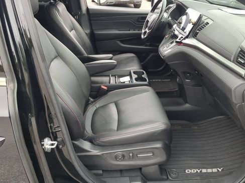 Used 2023 Honda Odyssey Sport image 40