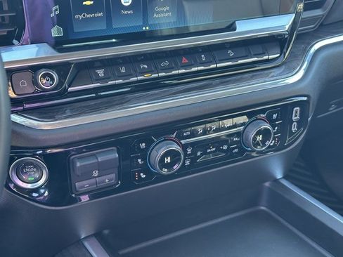 Used 2025 Chevrolet Silverado 3500 LTZ w/ LTZ Plus Package image 11