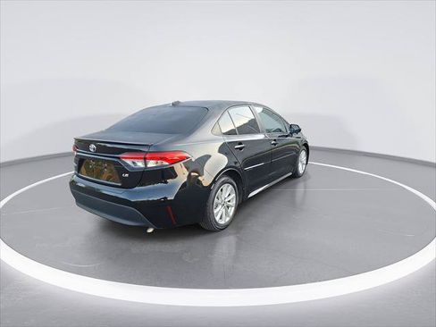 Certified 2025 Toyota Corolla LE w/ LE Premium Package FWD image 10