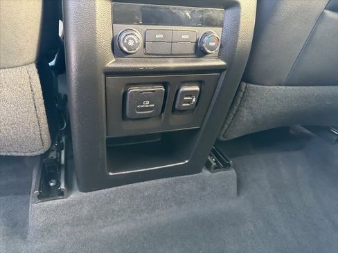 Certified 2023 Chevrolet Traverse RS image 30