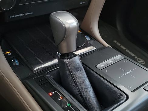 Used 2023 Lexus GX 460 Premium w/ Premium Package AWD/4WD image 21