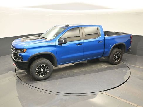 Used 2022 Chevrolet Silverado 1500 ZR2 image 17