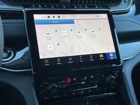 Used 2022 Jeep Grand Cherokee Trailhawk image 17