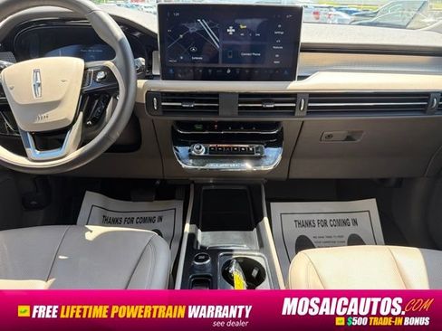 Used 2024 Lincoln Corsair AWD w/ Equipment Group 101A image 15