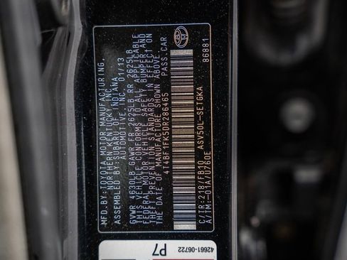 Used 2013 Toyota Camry XLE FWD image 37