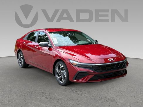 New 2025 Hyundai Elantra Sport image 1