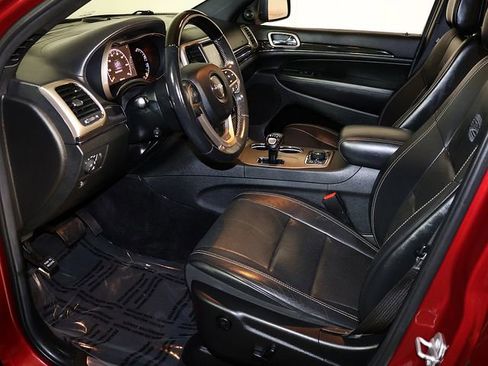Used 2014 Jeep Grand Cherokee Overland w/ Advanced Technology Group AWD/4WD image 12