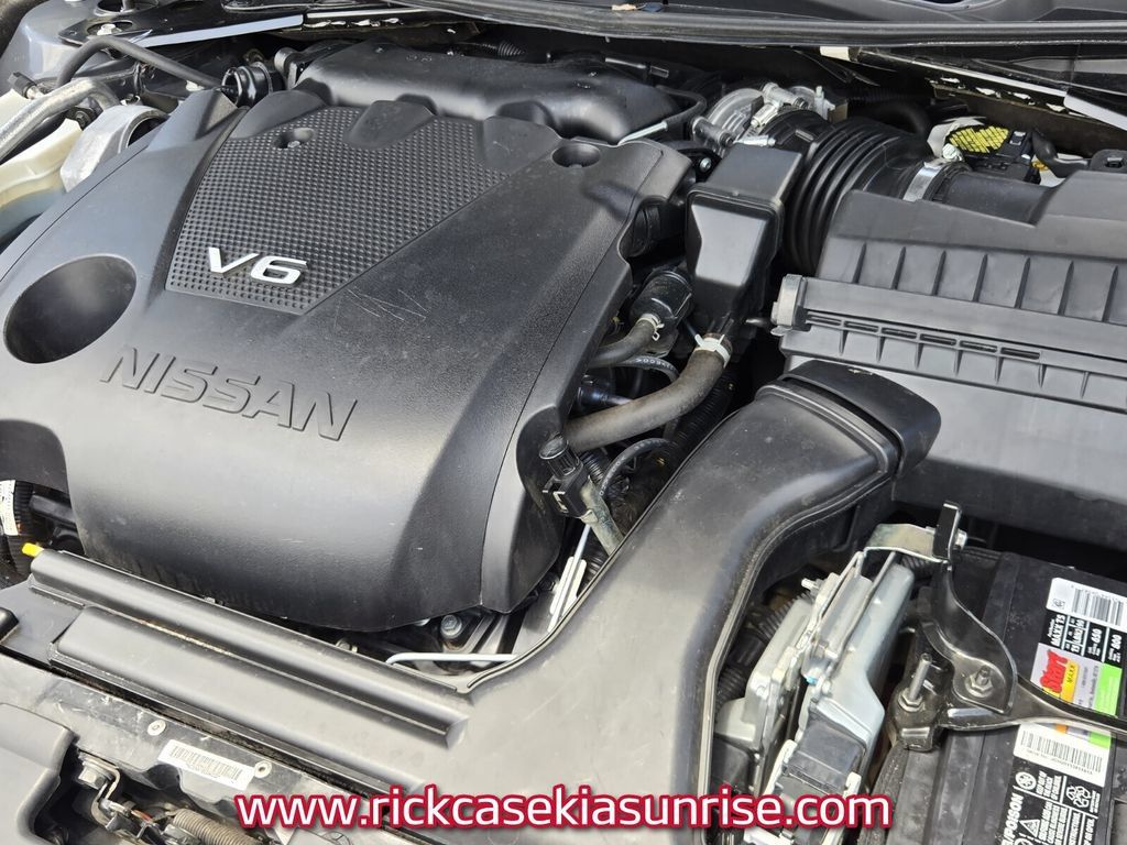 Used 2019 Nissan Maxima SR w/ Premium Package FWD image 20