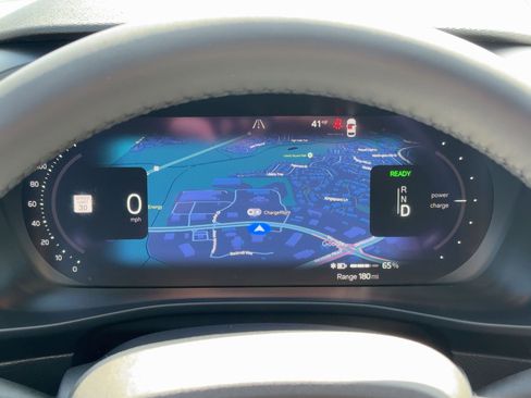 Certified 2024 Volvo XC40 Recharge Ultimate w/ Protection Package Premier image 19