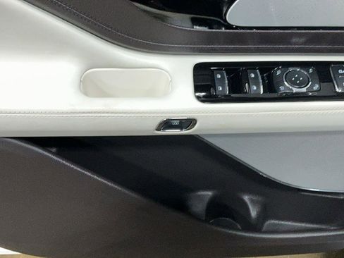 Used 2021 Lincoln Aviator Black Label w/ Dynamic Handling Package image 12