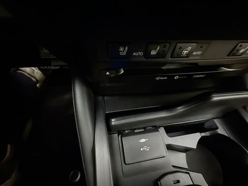 Used 2021 Lexus ES 350 w/ Premium Package image 25