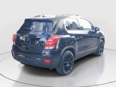Used 2022 Chevrolet Trax LT w/ Midnight Edition