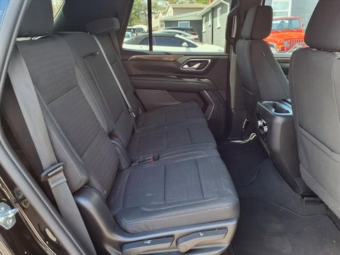 Used 2022 GMC Yukon SLE image 15
