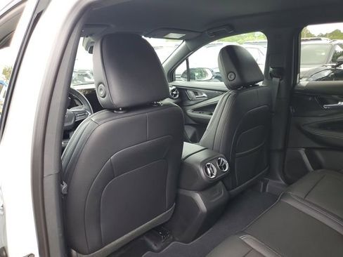 New 2025 Chevrolet Blazer EV LT image 9