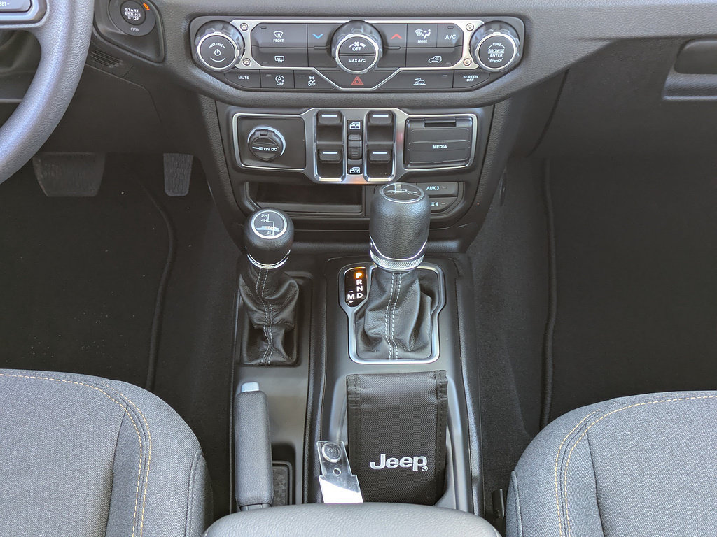 New 2026 Jeep Gladiator Sport AWD/4WD image 20