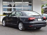 Used 2017 Volkswagen Jetta SEL image 3