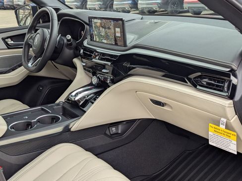 Used 2025 Acura MDX A-Spec image 29
