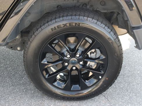 Used 2024 Jeep Wrangler Unlimited Sahara AWD/4WD image 37