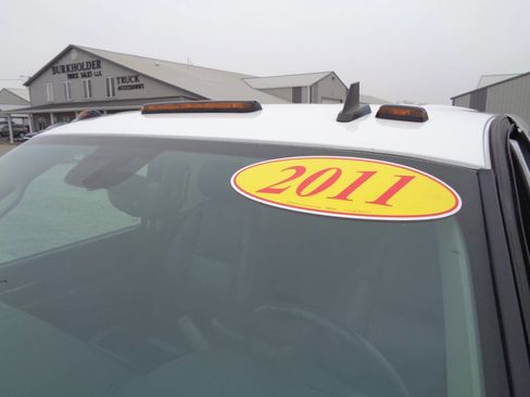 Used 2011 Chevrolet Silverado 3500 LTZ w/ Snow Plow Prep Package image 26