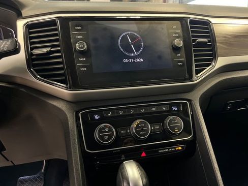 Certified 2022 Volkswagen Atlas SE image 25