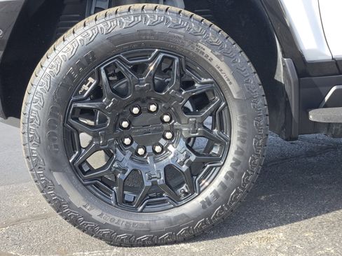 New 2026 GMC Hummer EV SUV image 8