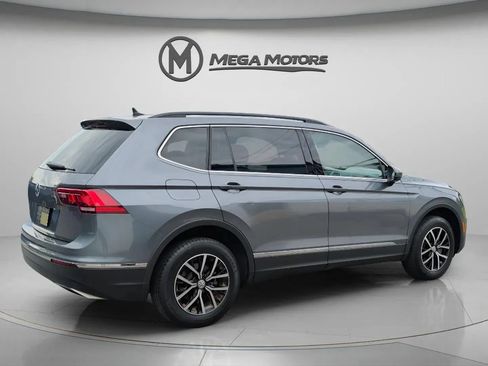 Used 2021 Volkswagen Tiguan SE FWD image 8