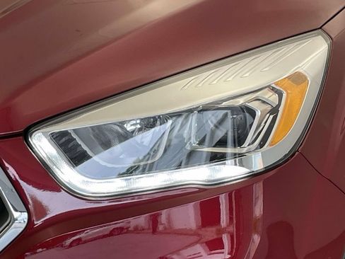 Used 2017 Ford Escape Titanium AWD/4WD image 15