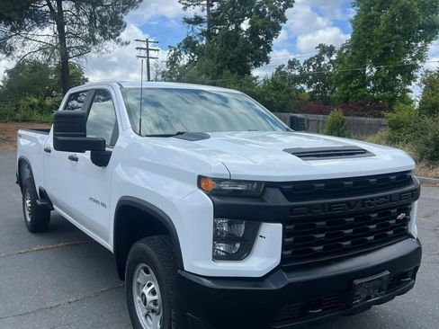 Used 2020 Chevrolet Silverado 2500 W/T AWD/4WD image 3