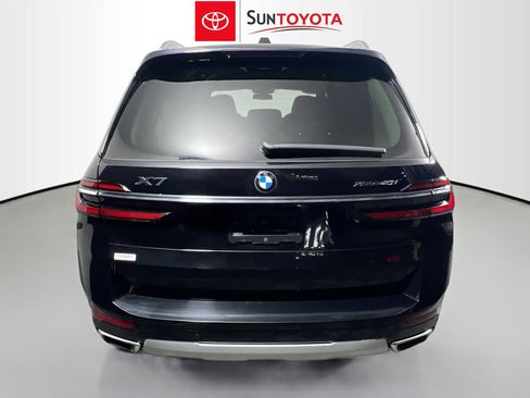 Used 2024 BMW X7 xDrive40i image 5