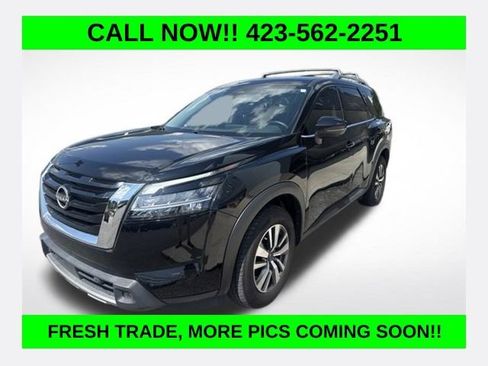 Used 2023 Nissan Pathfinder SL AWD/4WD image 1