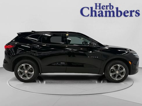 Used 2023 Chevrolet Blazer LT AWD/4WD image 10