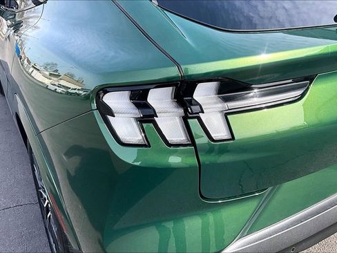 New 2026 Ford Mustang Mach-E Premium image 22
