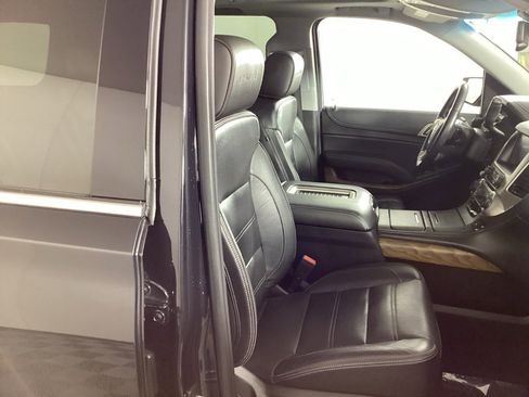 Used 2020 GMC Yukon XL Denali w/ Open Road Package image 8